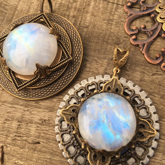 rainbow moonstone